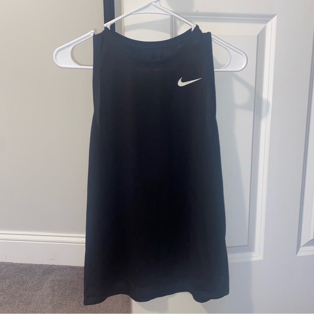 nike tank top